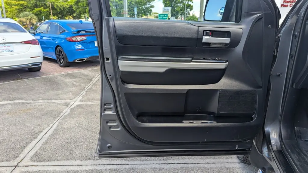Florida Fine Cars - Used TOYOTA TUNDRA 4WD 2020 WEST PALM SR5