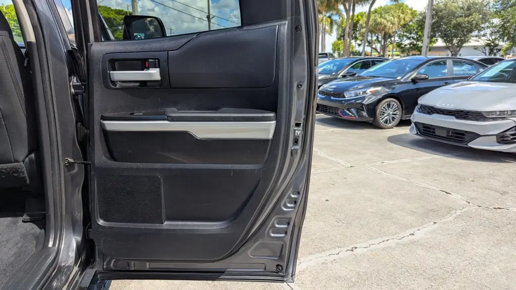Florida Fine Cars - Used TOYOTA TUNDRA 4WD 2020 WEST PALM SR5