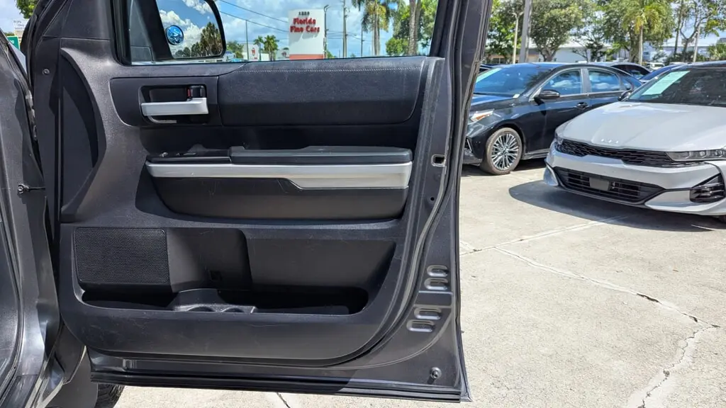 Florida Fine Cars - Used TOYOTA TUNDRA 4WD 2020 WEST PALM SR5