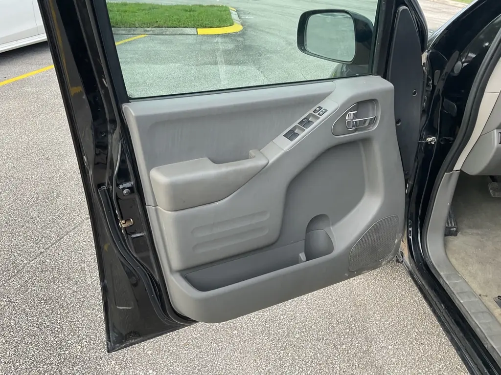 Florida Fine Cars - Used NISSAN FRONTIER 2017 ORLANDO SV V6