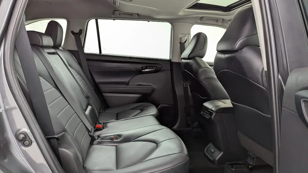 Florida Fine Cars - Used TOYOTA HIGHLANDER 2022 WEST PALM XLE