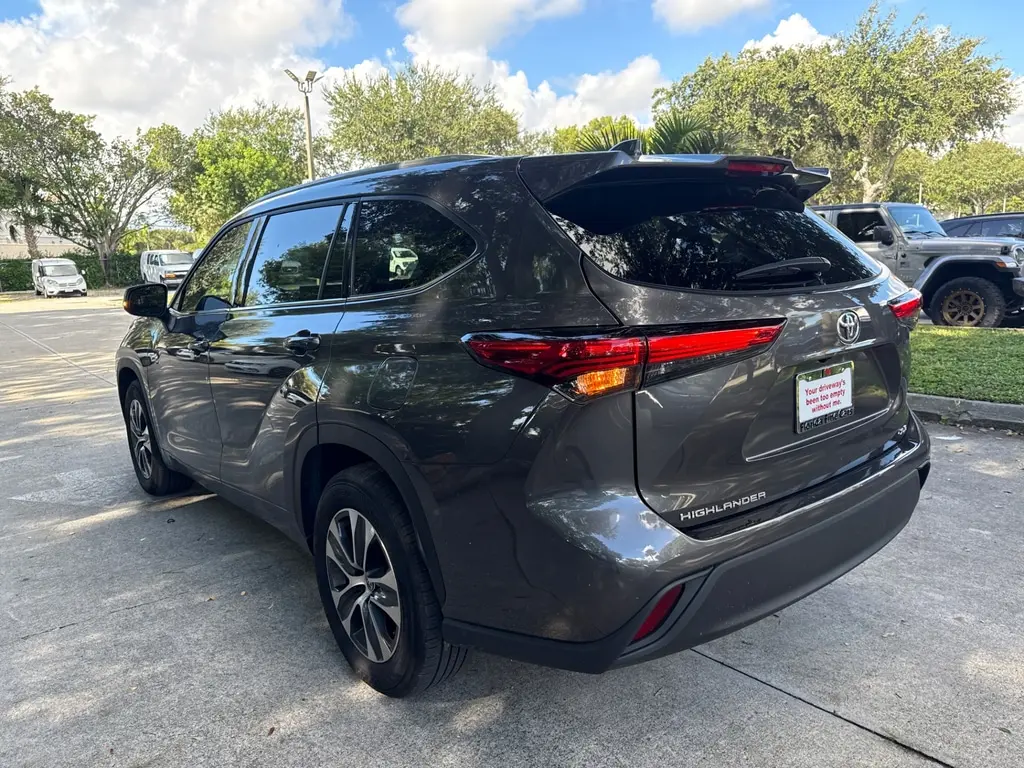 Florida Fine Cars - Used TOYOTA HIGHLANDER 2022 WEST PALM XLE