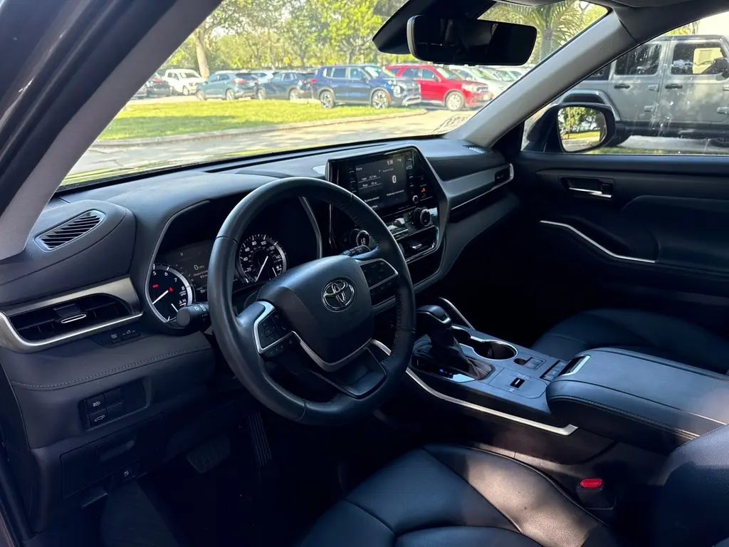 Florida Fine Cars - Used TOYOTA HIGHLANDER 2022 WEST PALM XLE