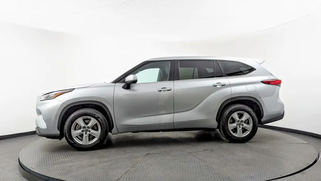 Florida Fine Cars - Used TOYOTA HIGHLANDER 2023 MARGATE LE