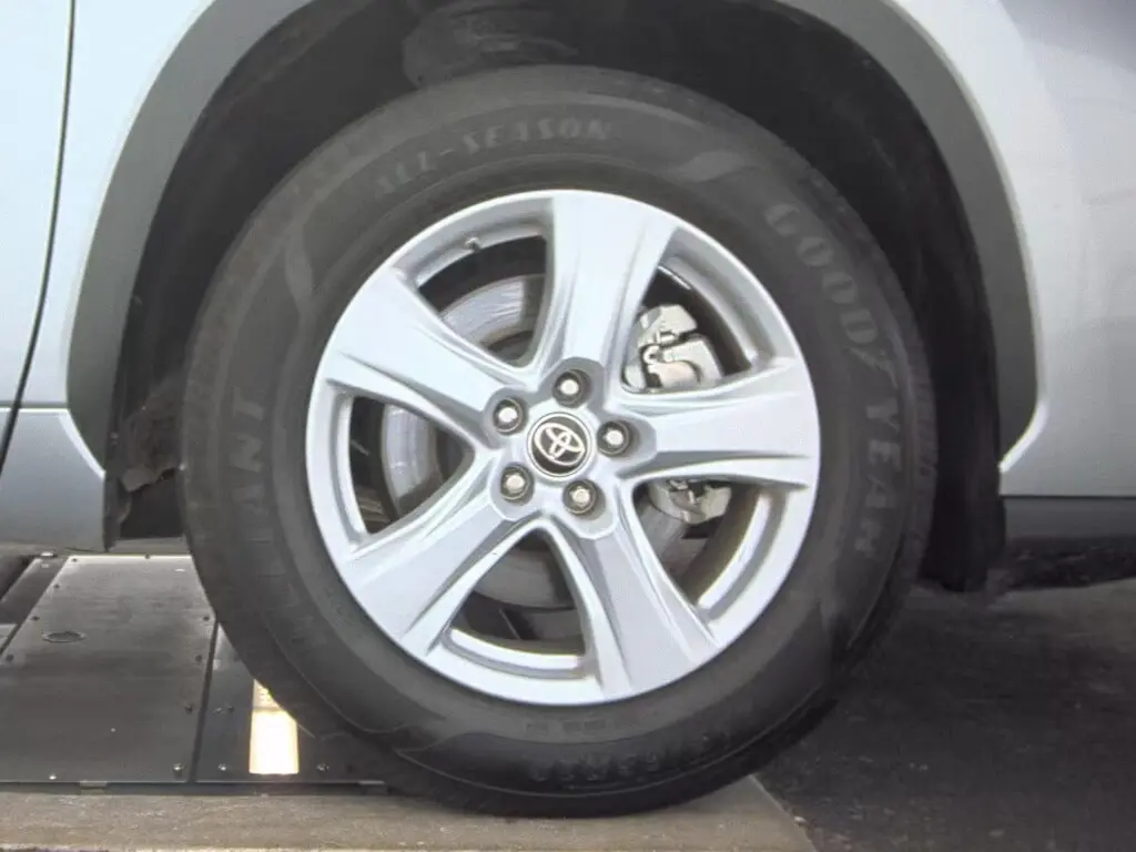 Florida Fine Cars - Used TOYOTA HIGHLANDER 2023 MARGATE LE