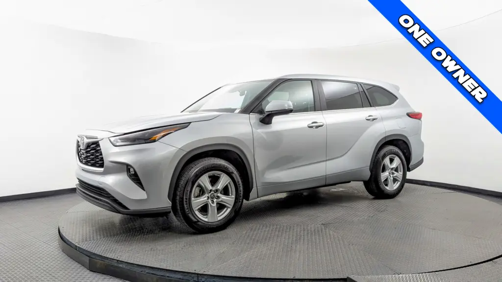 Florida Fine Cars - Used TOYOTA HIGHLANDER 2023 MARGATE LE