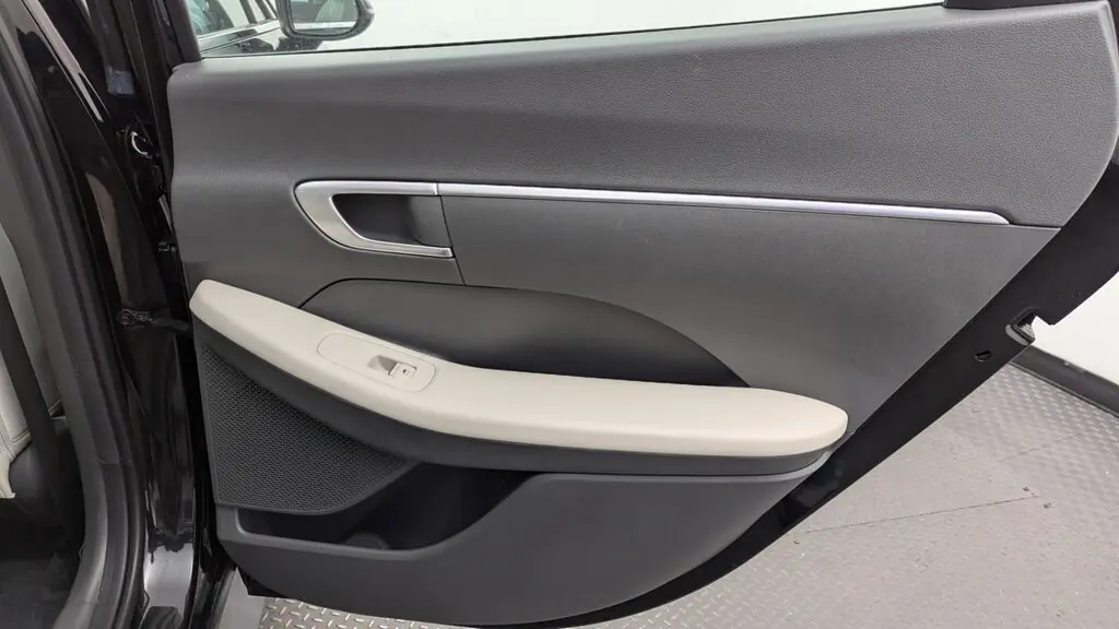 Florida Fine Cars - Used HYUNDAI SONATA 2023 MIAMI SE