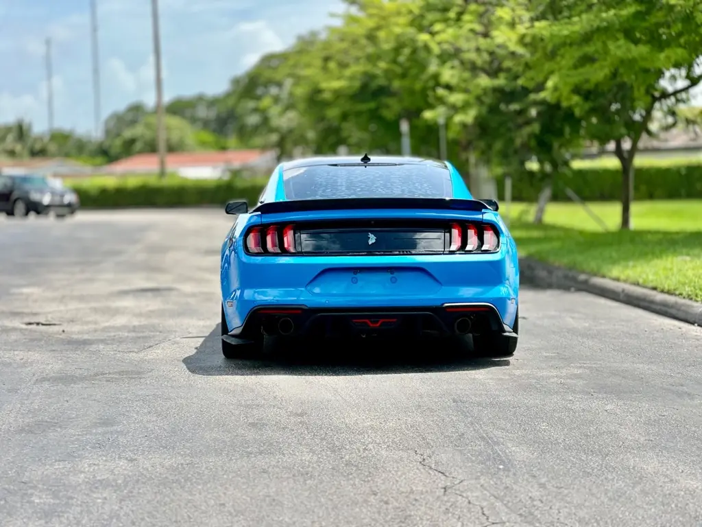 2023 Ford Mustang GT photo 4