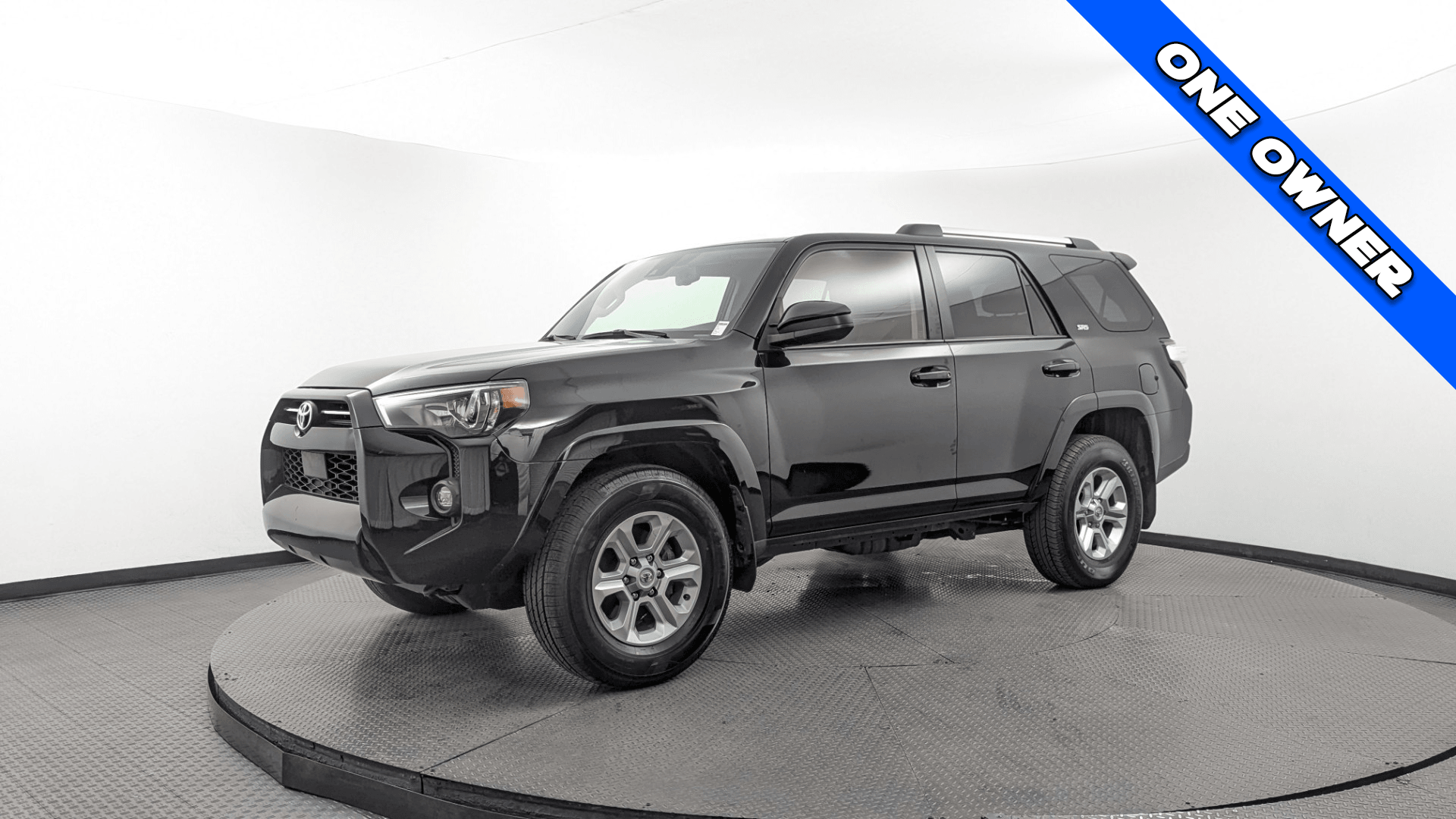2024 Toyota 4Runner SR5's photo