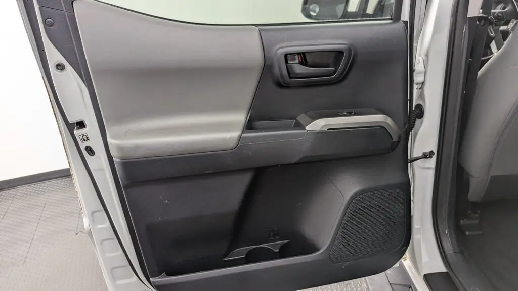 Florida Fine Cars - Used TOYOTA TACOMA 2016 MARGATE SR5
