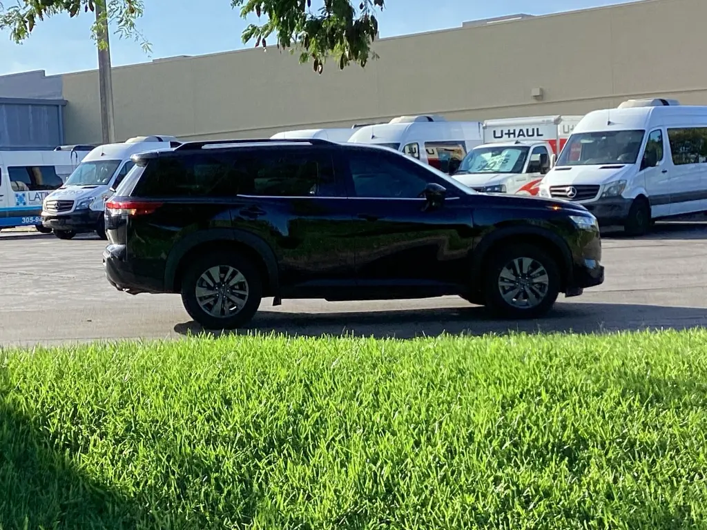 Florida Fine Cars - Used NISSAN PATHFINDER 2024 MIAMI SV