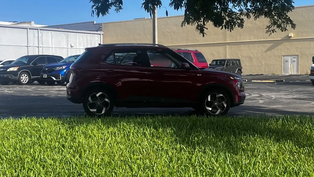Florida Fine Cars - Used HYUNDAI VENUE 2022 MIAMI LIMITED