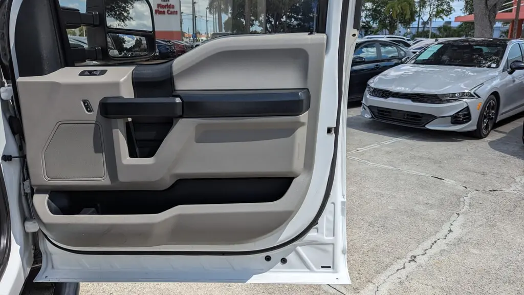 Florida Fine Cars - Used FORD SUPER DUTY F-250 SRW 2021 WEST PALM XL