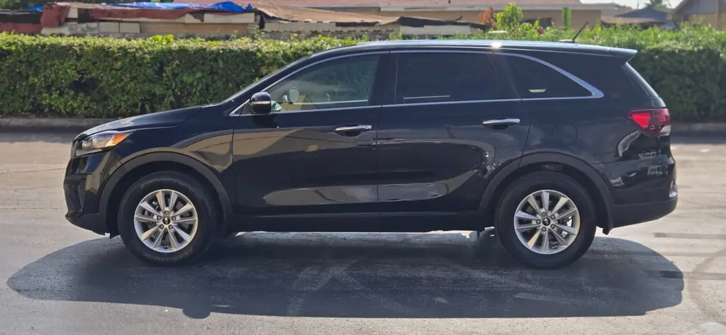 Florida Fine Cars - Used KIA SORENTO 2019 MIAMI L