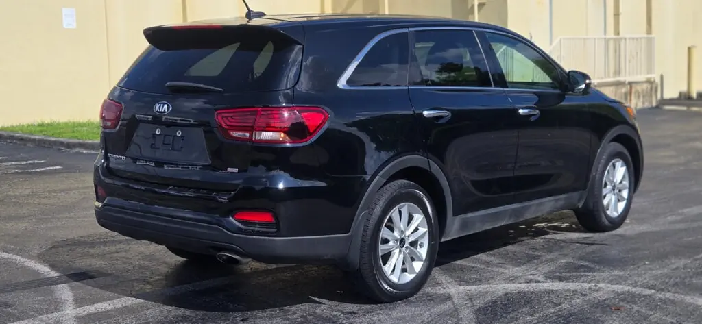 Florida Fine Cars - Used KIA SORENTO 2019 MIAMI L