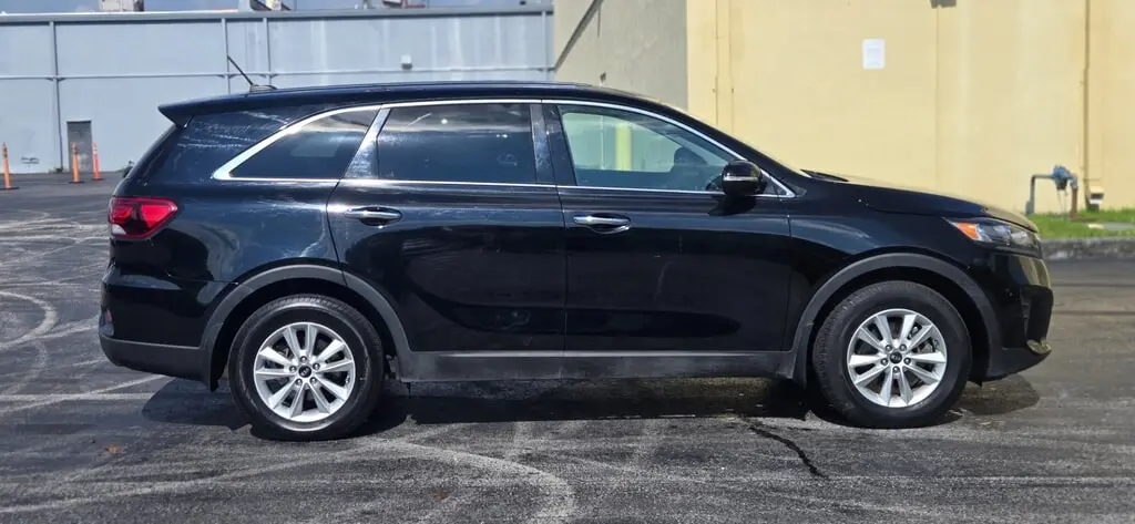 Florida Fine Cars - Used KIA SORENTO 2019 MIAMI L