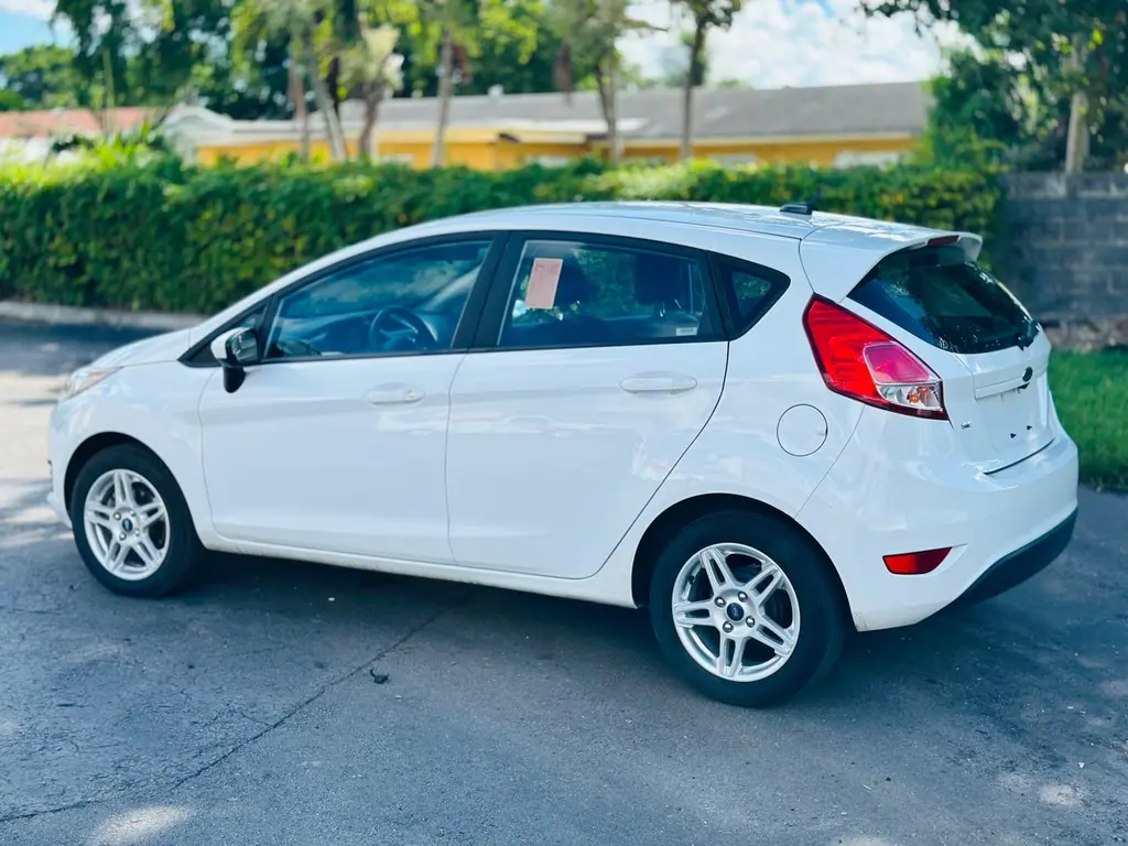 2019 Ford Fiesta SE photo 4