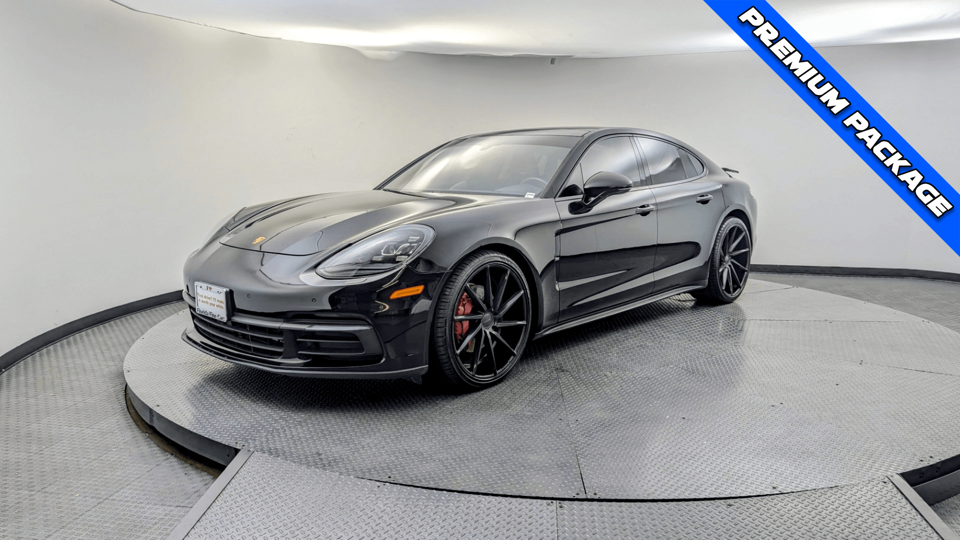 2018 Porsche Panamera 4's photo