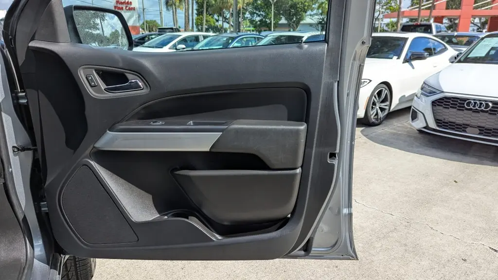 Florida Fine Cars - Used CHEVROLET COLORADO 2022 WEST PALM 2WD LT