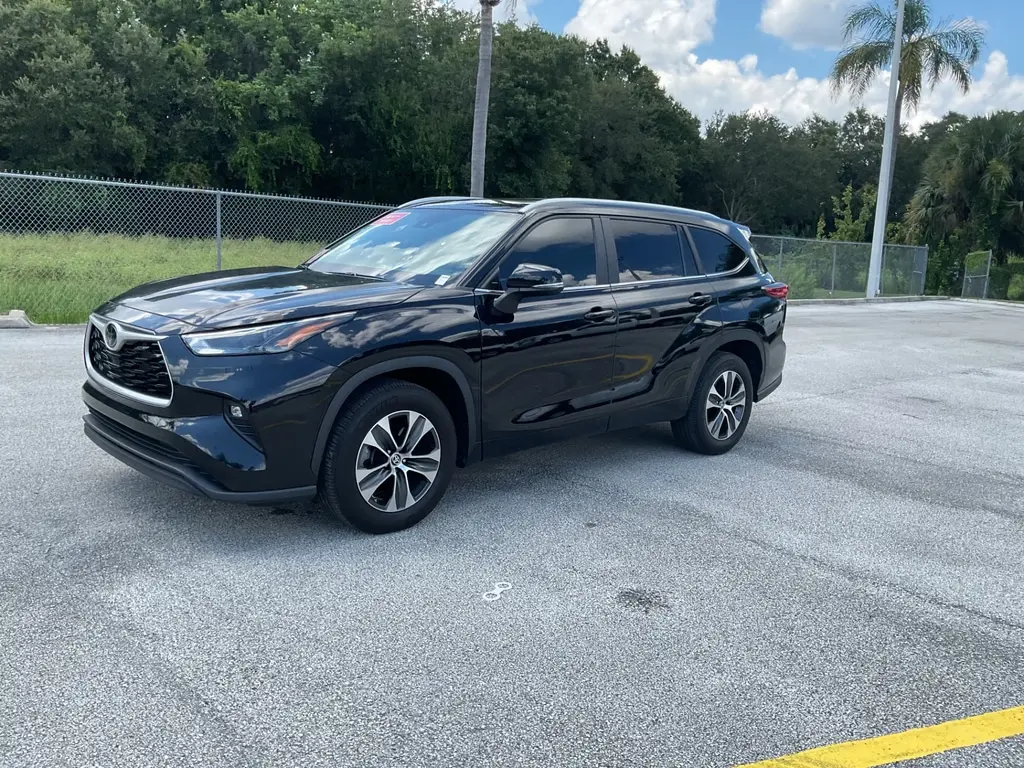Florida Fine Cars - Used TOYOTA HIGHLANDER 2023 ORLANDO XLE