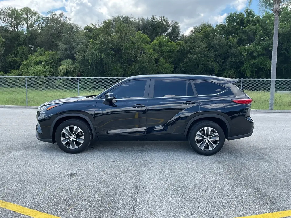 Florida Fine Cars - Used TOYOTA HIGHLANDER 2023 ORLANDO XLE