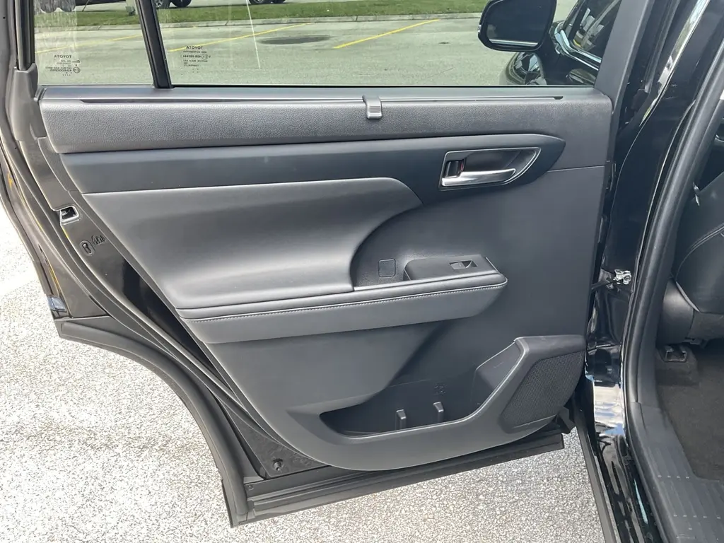 Florida Fine Cars - Used TOYOTA HIGHLANDER 2023 ORLANDO XLE