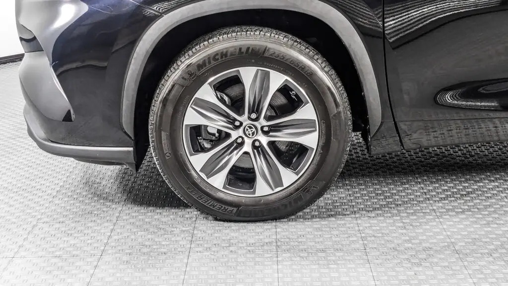 Florida Fine Cars - Used TOYOTA HIGHLANDER 2023 ORLANDO XLE