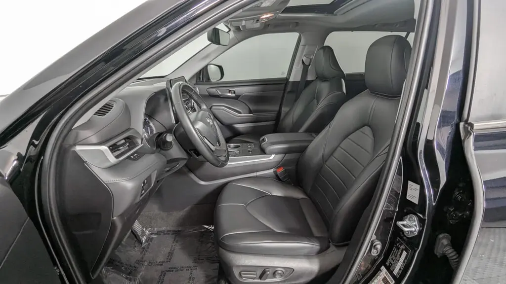 Florida Fine Cars - Used TOYOTA HIGHLANDER 2023 ORLANDO XLE