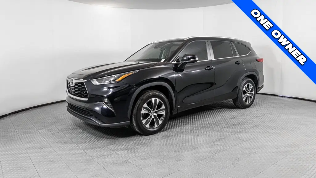Florida Fine Cars - Used TOYOTA HIGHLANDER 2023 ORLANDO XLE