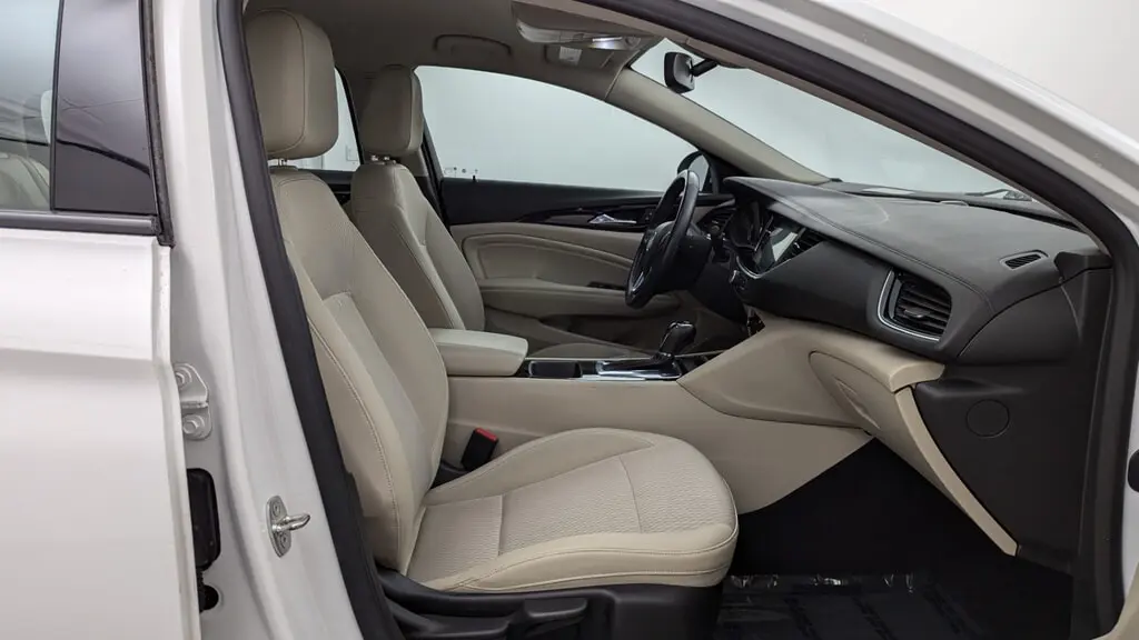 Florida Fine Cars - Used BUICK REGAL SPORTBACK 2019 MARGATE PREFERRED II