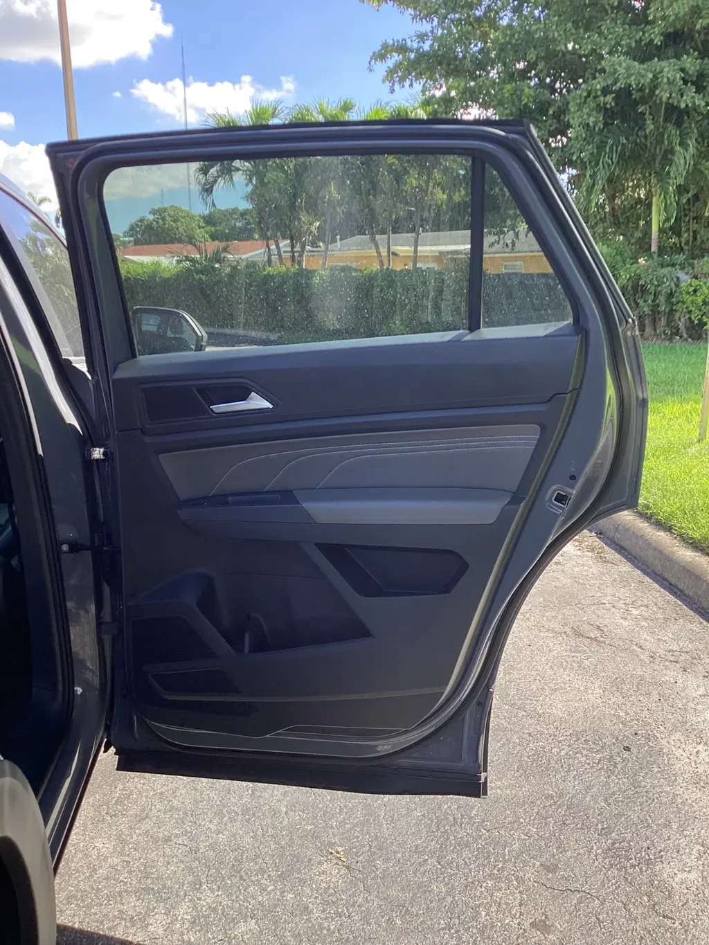 Florida Fine Cars - Used VOLKSWAGEN ATLAS CROSS SPORT 2021 MARGATE 3.6L V6 SE W/TECHNOLOGY