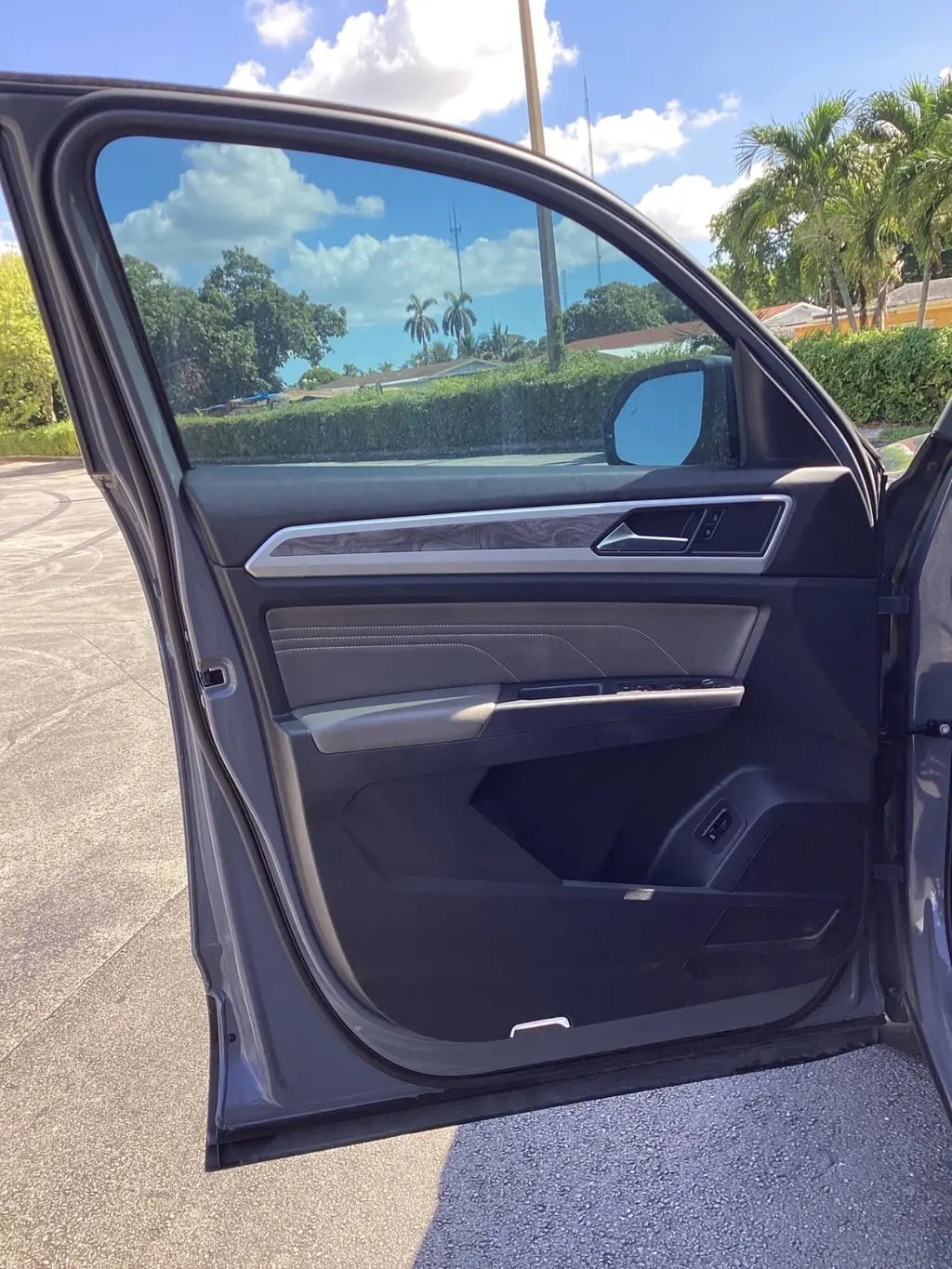 Florida Fine Cars - Used VOLKSWAGEN ATLAS CROSS SPORT 2021 MARGATE 3.6L V6 SE W/TECHNOLOGY
