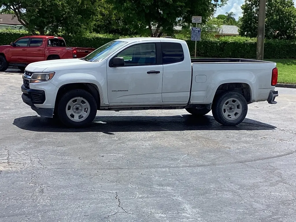 2021 Chevrolet Colorado Work Truck photo 3