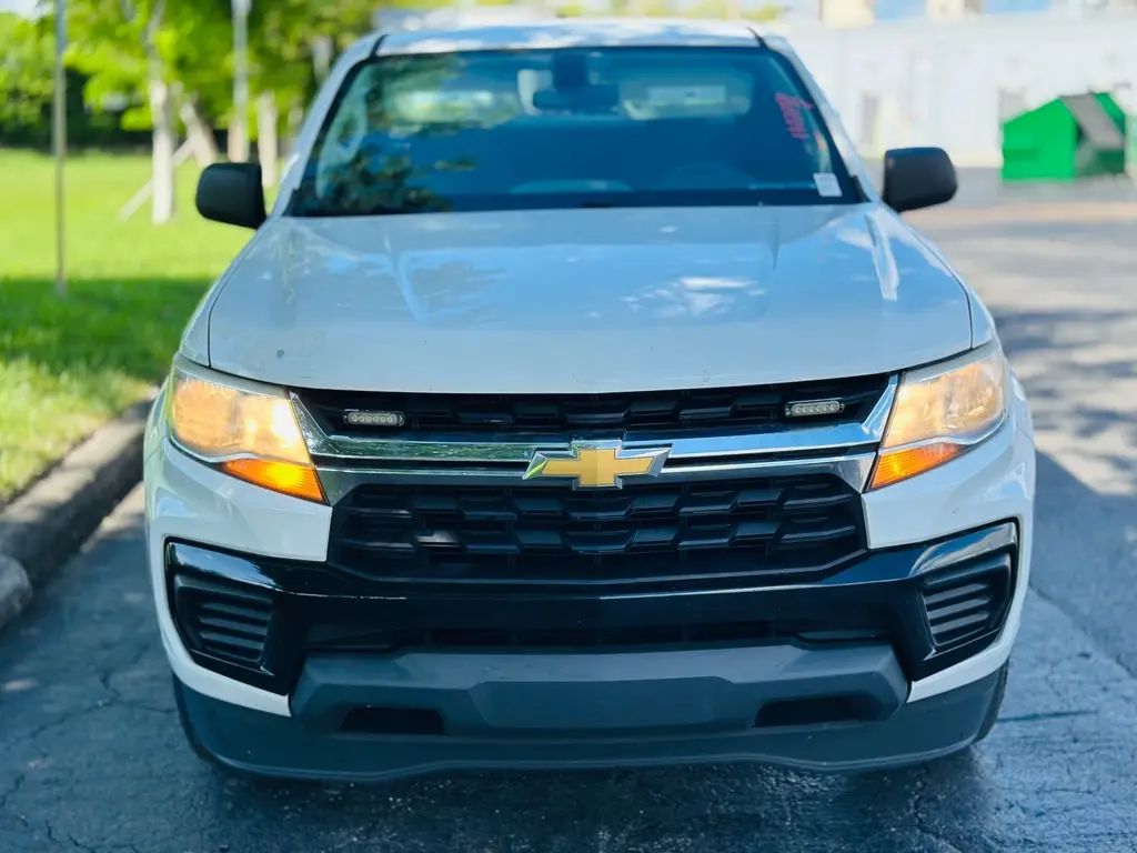 2021 Chevrolet Colorado Work Truck photo 2