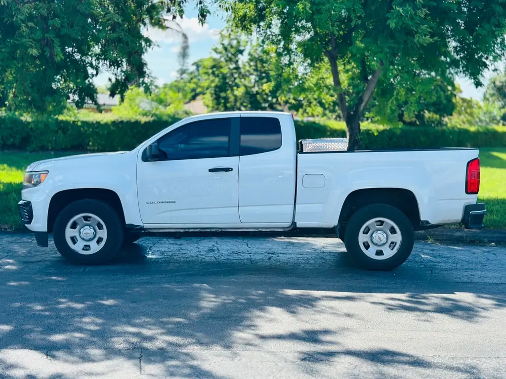 2021 Chevrolet Colorado Work Truck photo 3