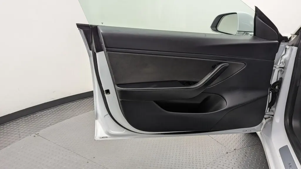 Florida Fine Cars - Used TESLA MODEL 3 2019 WEST PALM STANDAR  PLUS