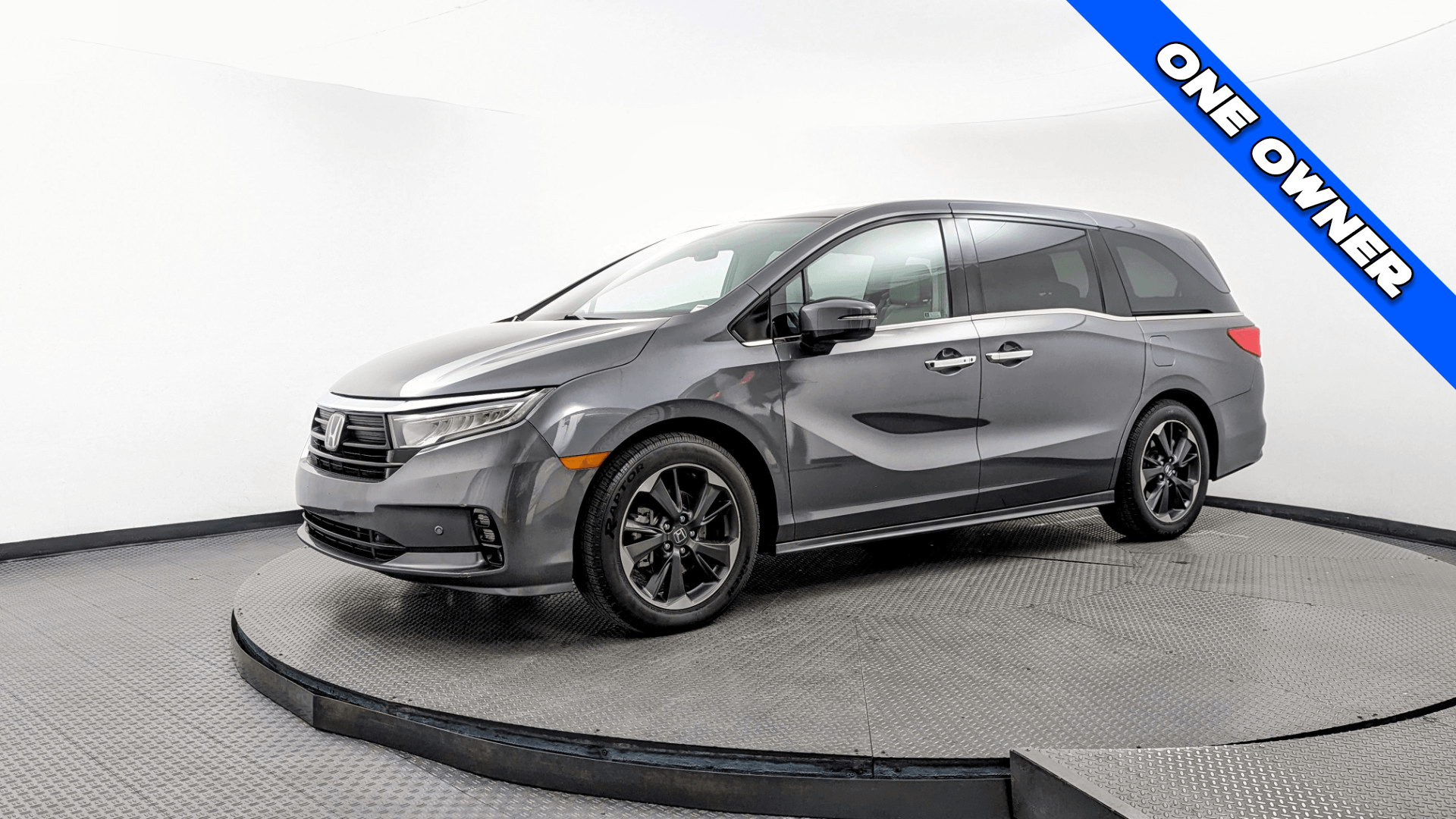 2021 Honda Odyssey Elite's photo