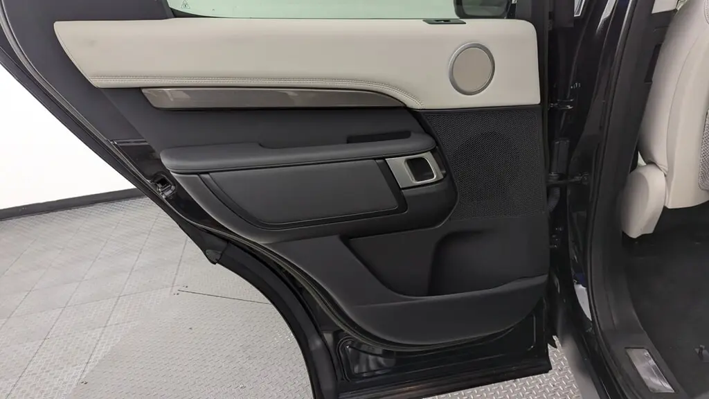 Florida Fine Cars - Used LAND ROVER DISCOVERY 2023 MARGATE S