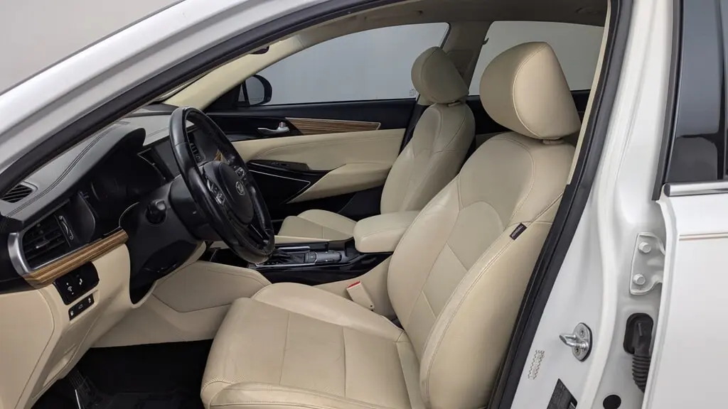 Florida Fine Cars - Used KIA CADENZA 2017 WEST PALM PREMIUM
