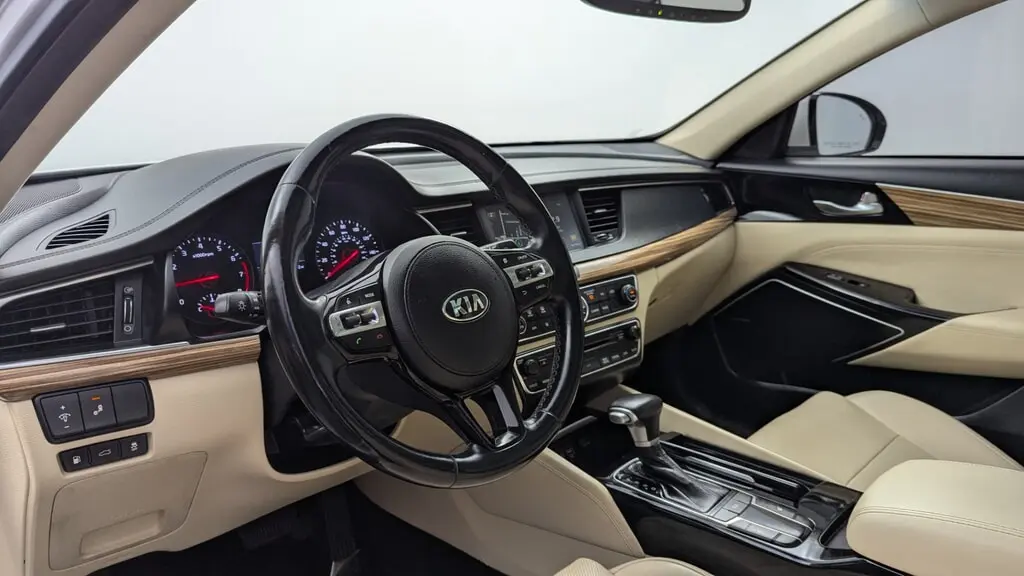 Florida Fine Cars - Used KIA CADENZA 2017 WEST PALM PREMIUM