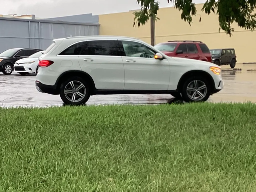 Florida Fine Cars - Used MERCEDES-BENZ GLC 2021 MARGATE GLC 300