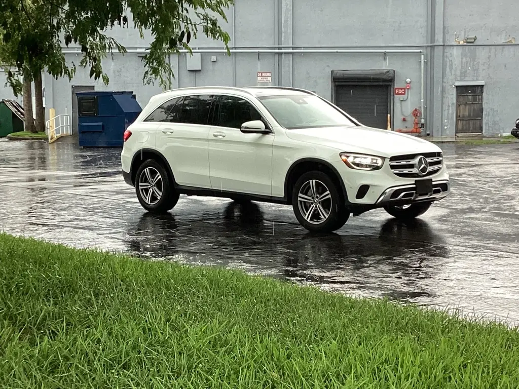 Florida Fine Cars - Used MERCEDES-BENZ GLC 2021 MARGATE GLC 300