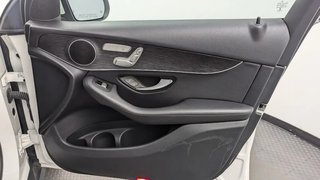 Florida Fine Cars - Used MERCEDES-BENZ GLC 2021 MARGATE GLC 300