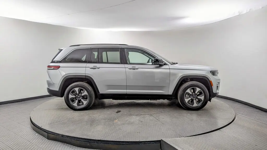 Florida Fine Cars - Used JEEP GRAND CHEROKEE 4XE 2023 MARGATE