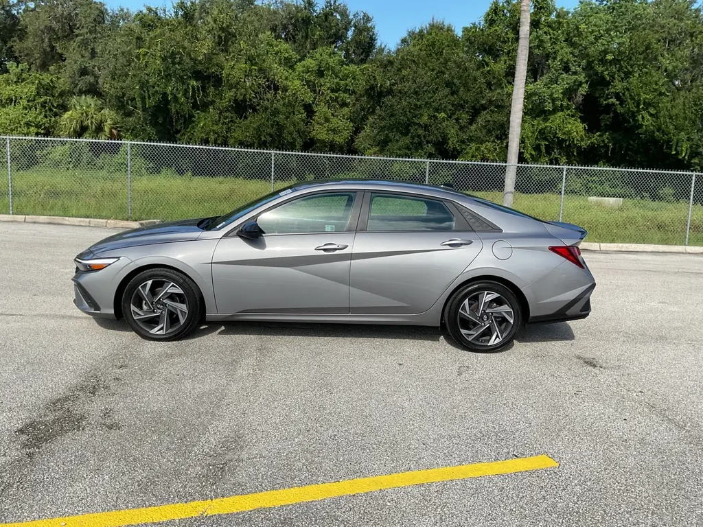 Florida Fine Cars - Used HYUNDAI ELANTRA 2025 ORLANDO SEL SPORT