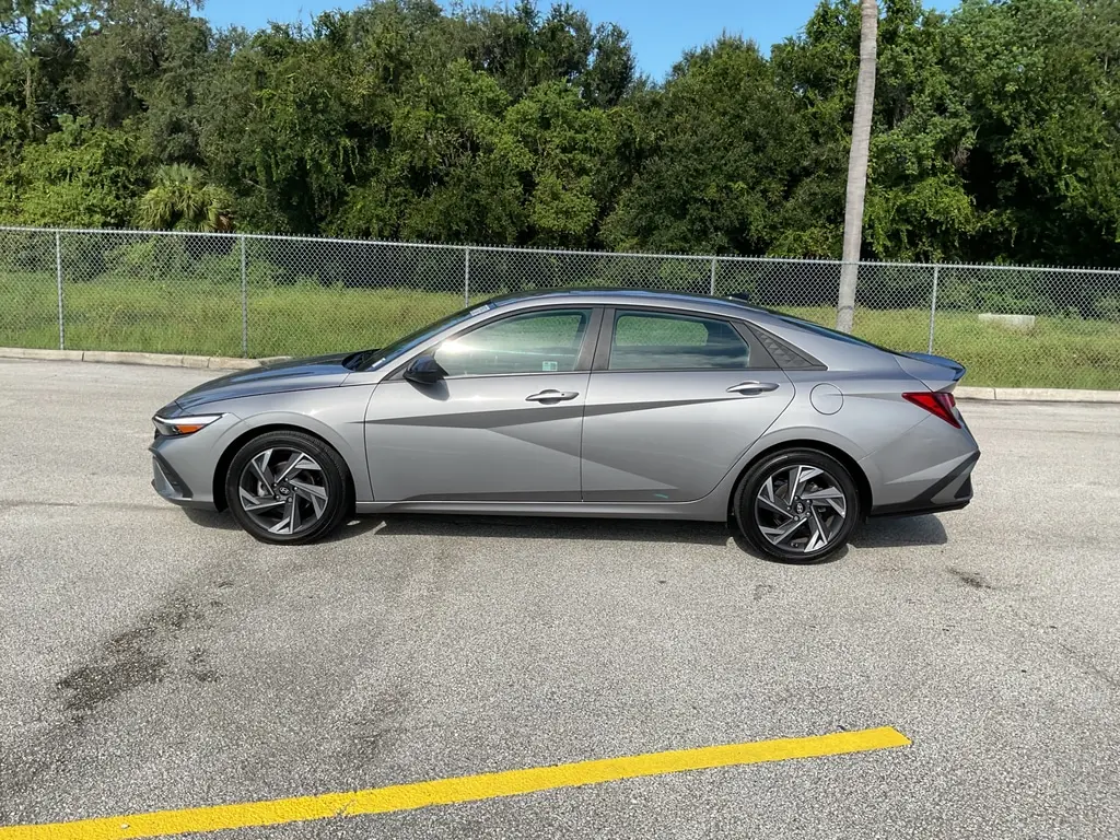 Florida Fine Cars - Used HYUNDAI ELANTRA 2025 ORLANDO SEL SPORT