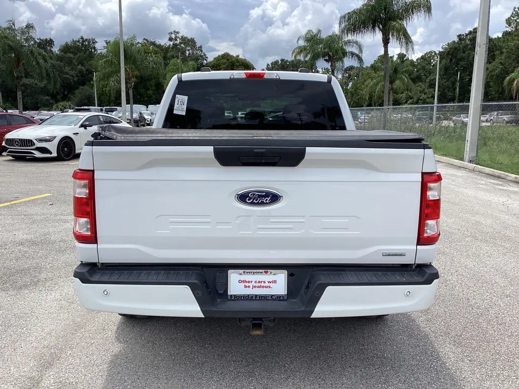 2021 Ford F-150 XL photo 2