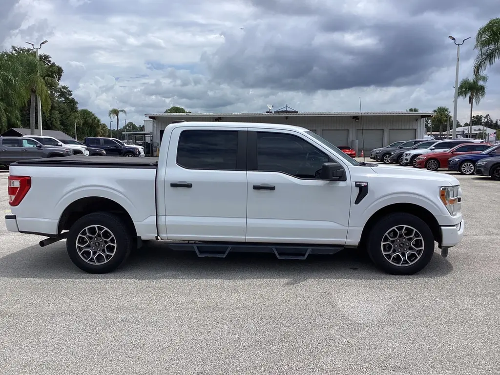 2021 Ford F-150 XL photo 4