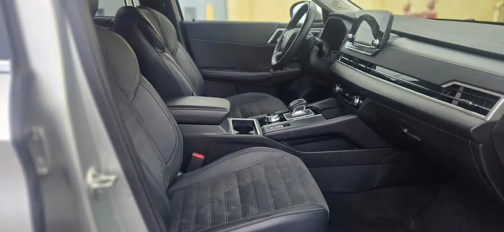 Florida Fine Cars - Used MITSUBISHI OUTLANDER 2024 MIAMI SE