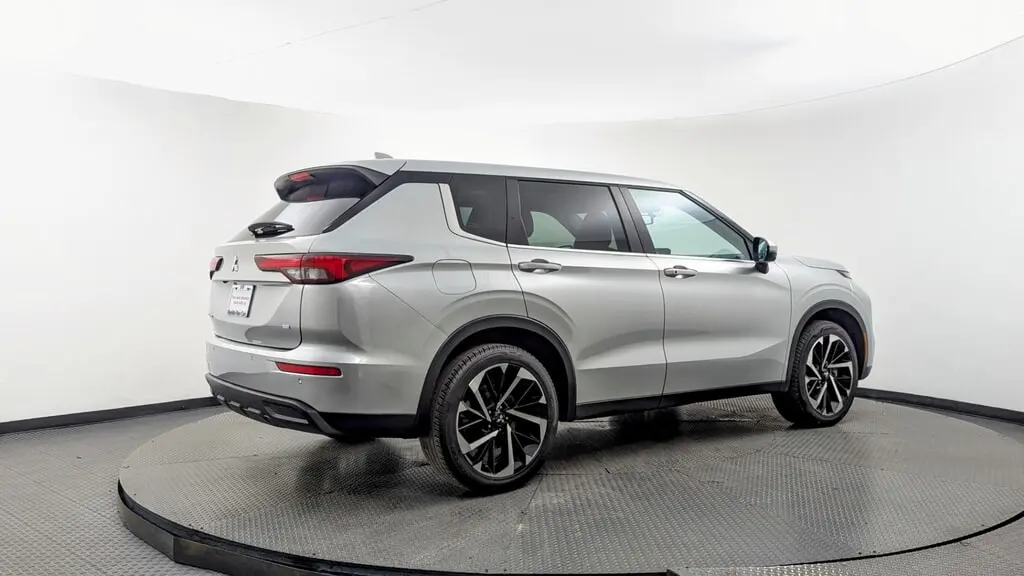 Florida Fine Cars - Used MITSUBISHI OUTLANDER 2024 MIAMI SE